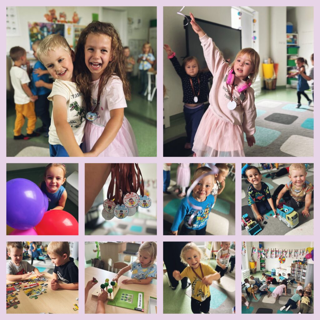 Grupa dzieci bawi się w sali dydaktycznej.
#DostepnoscCyfrowa